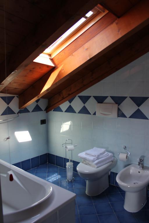 Foresteria Hostaria Del Golfo Cod Struttura C00025 Laveno-Mombello Room photo